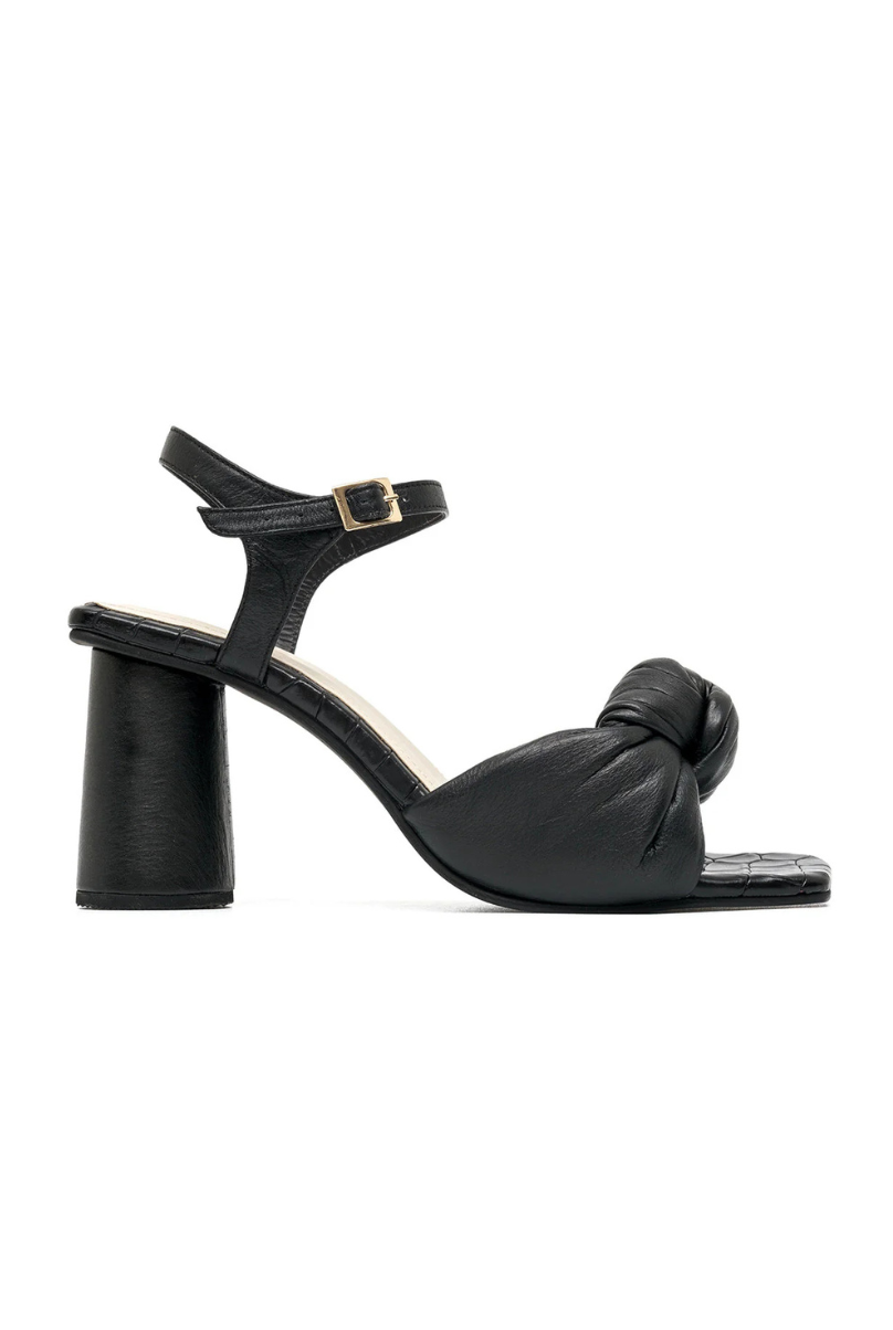Alessia Sandals Black